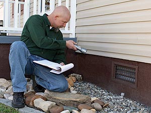 How to assess a Home's Foundation for Cracks before you buy.