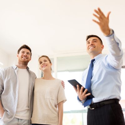 What Are Some Benefits of Using a Professional Realtor?